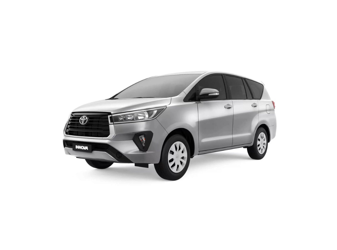 Toyota Innova A/T 2024